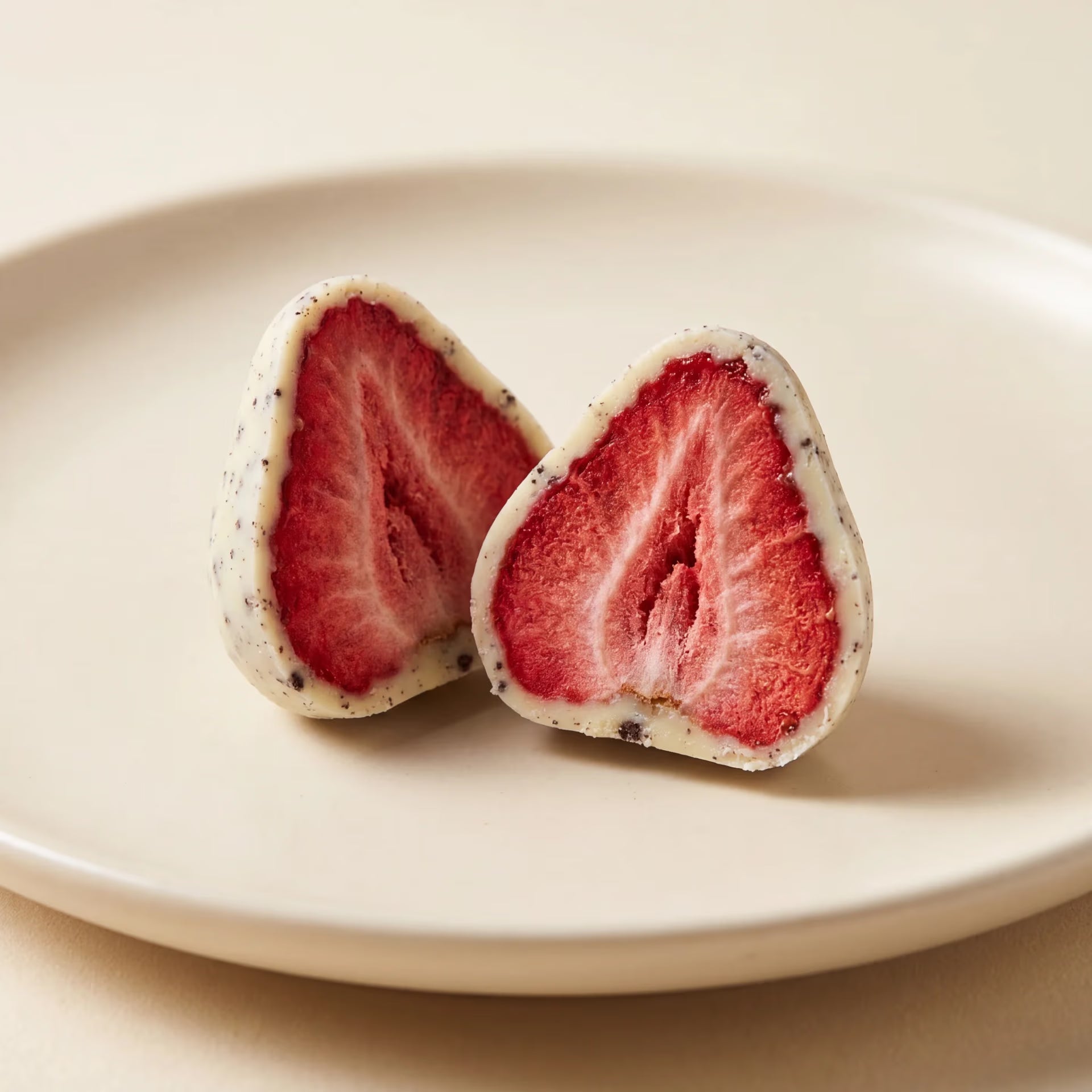 White Chocolate Cookie Crunch Strawberries